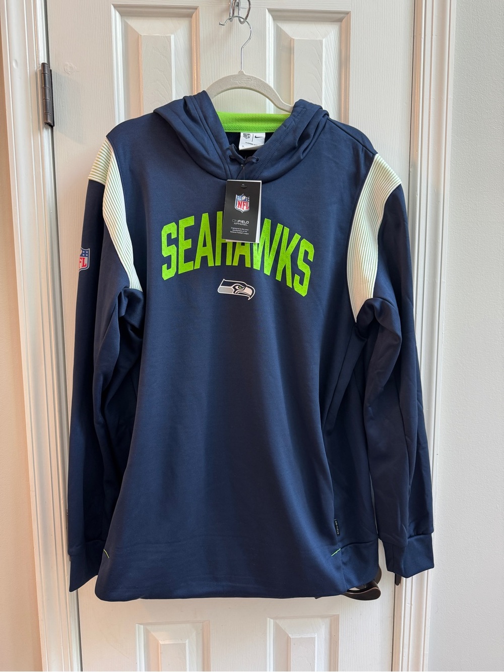 Nike Navy Seahawks XL Men’s Hoodie with Neon Green Lettering